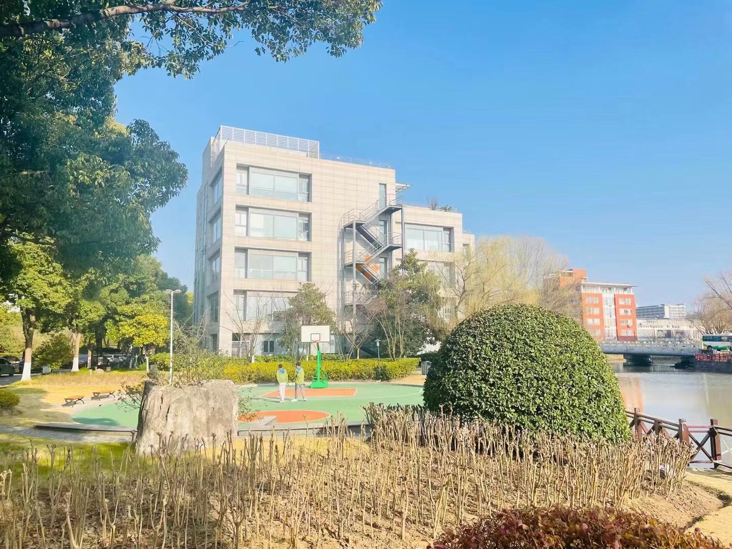 半岛科技园