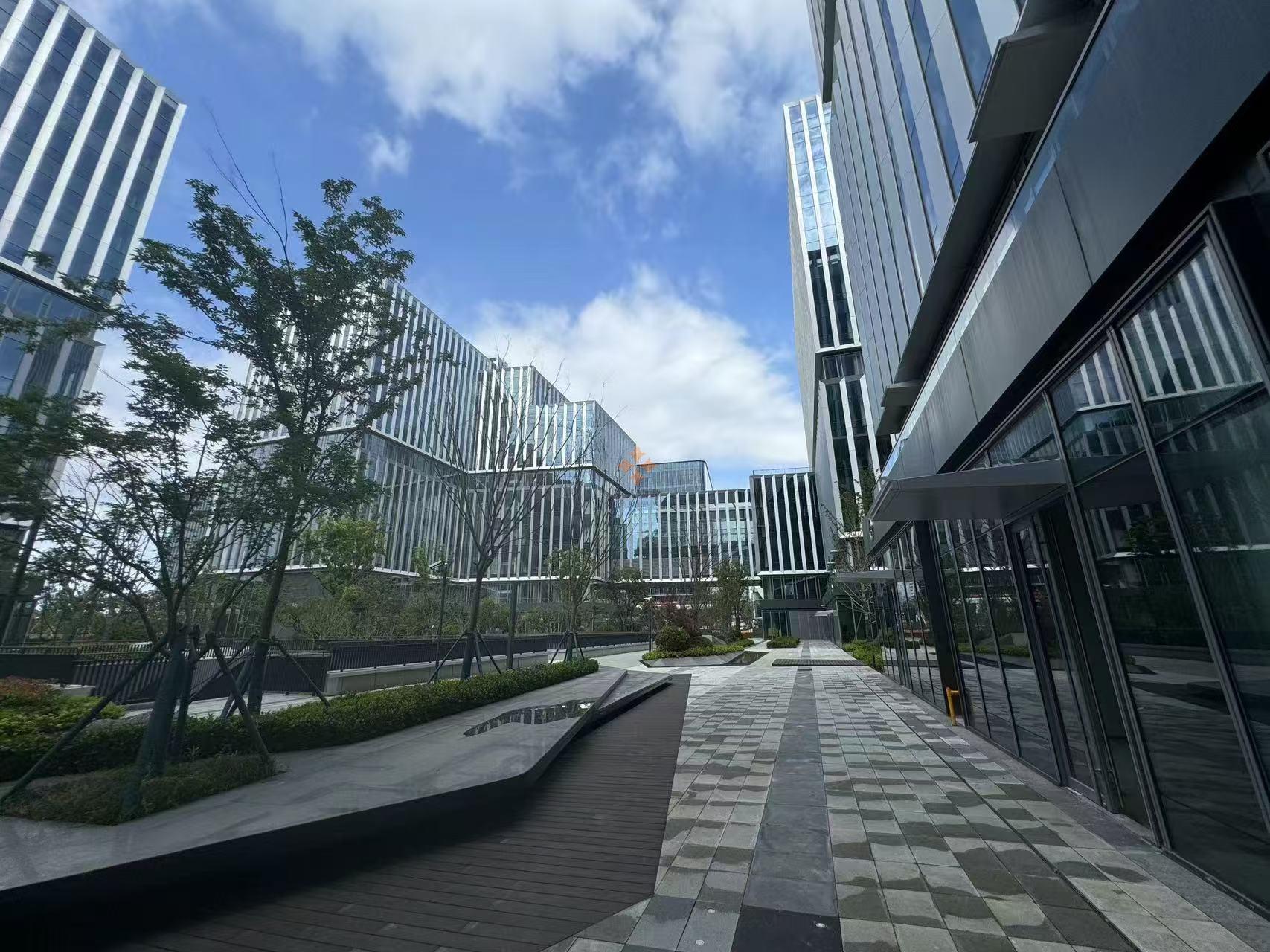 中建临港总部基地:中建未来港-中建智慧天地