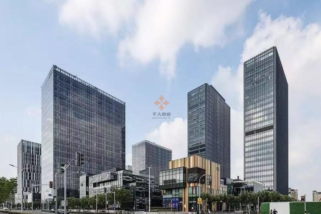 浦东 前滩世贸中心二期 419平米 简装