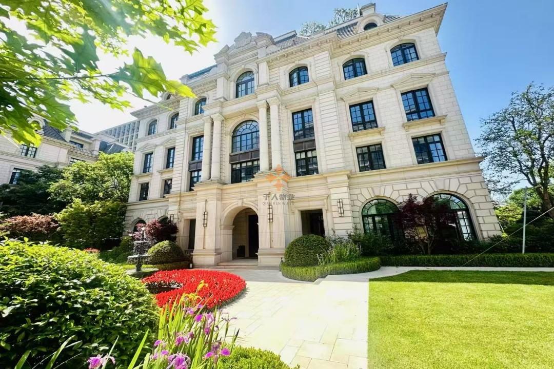 浦东 陆家嘴金融街区 350平米 简装