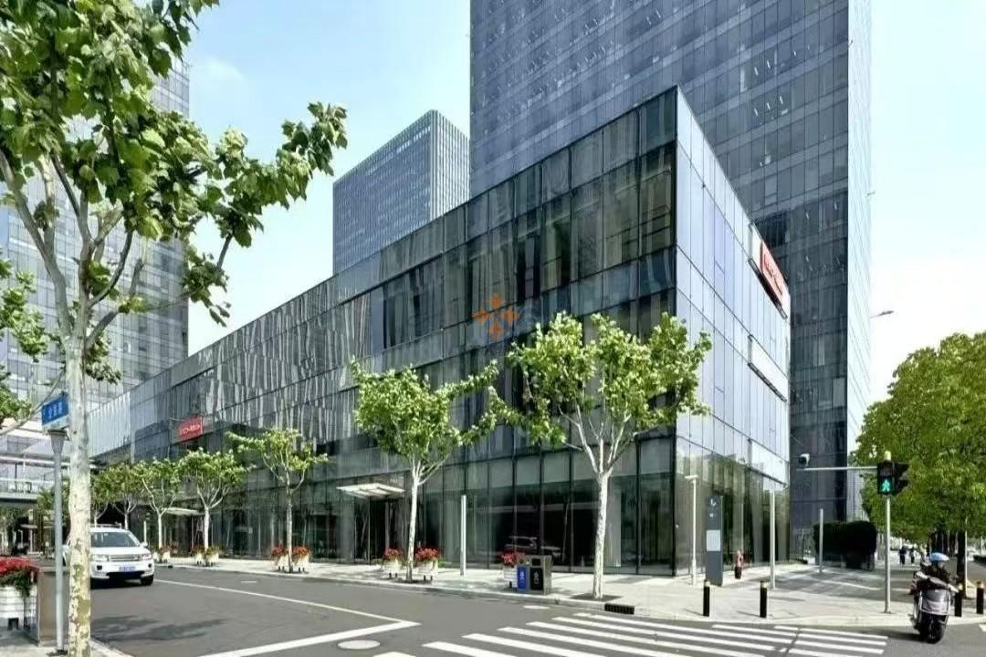 浦东 前滩世贸中心二期 400平米 标准装修