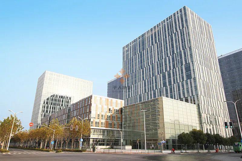 浦东 前滩世贸中心三期 1000平米 标准装修