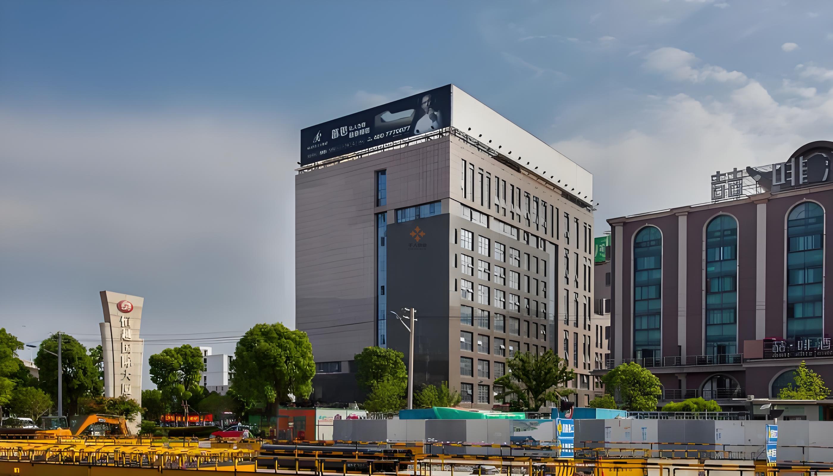 下载 (1).jpg
