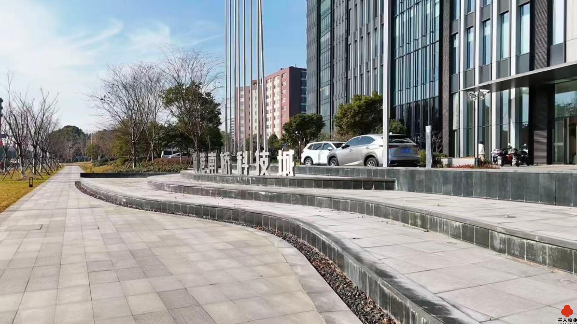 奉贤 临港南桥科技城 4000平米 简装